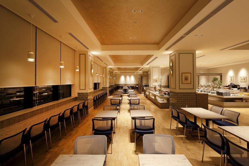 Hotel Monte Hermana Fukuoka Fukuoka  Exteriör bild